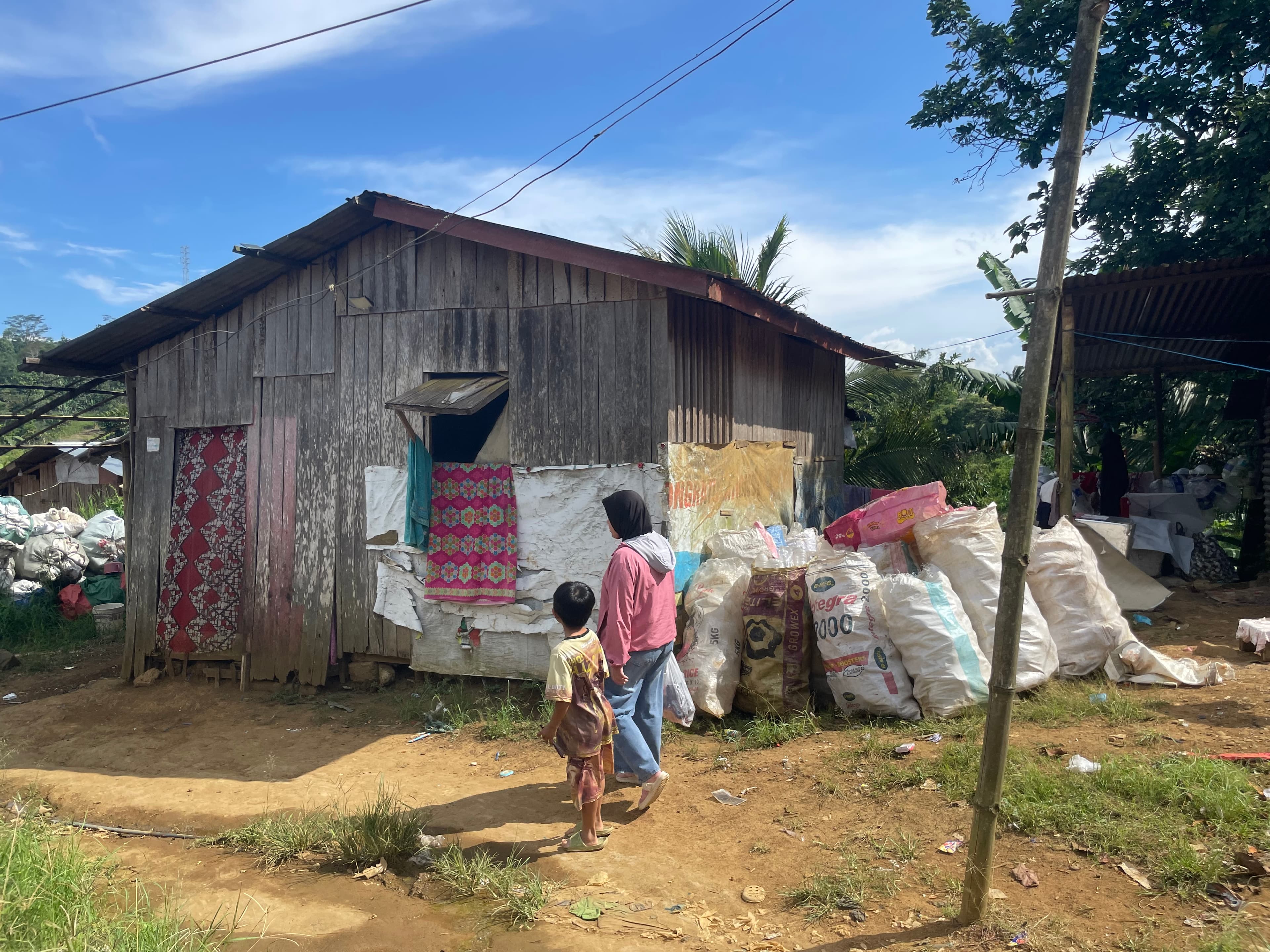 In Marawi, the barangay long known for its garbage moves on — but its livelihoods must too